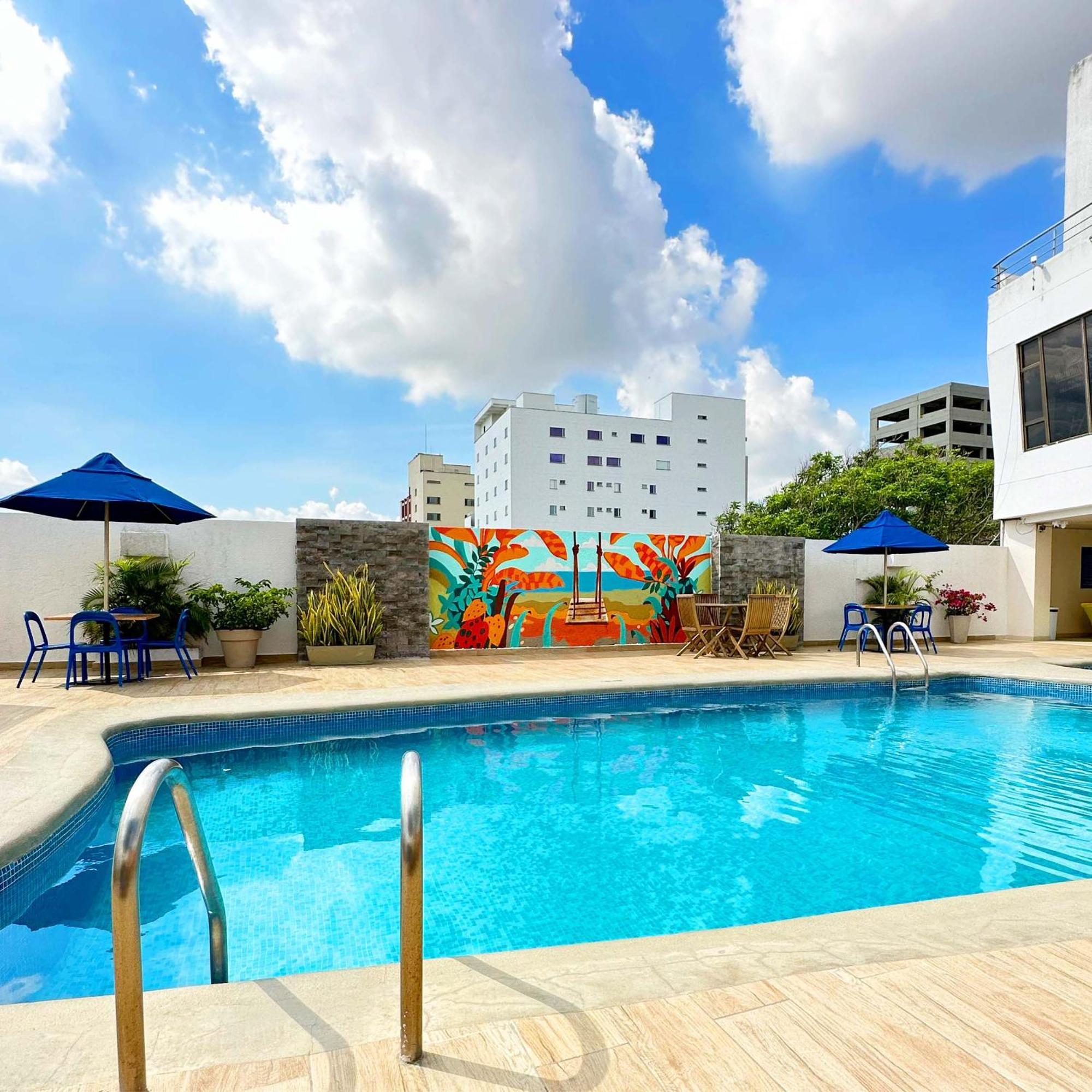 Howard Johnson By Wyndham Barranquilla Versalles Otel Dış mekan fotoğraf